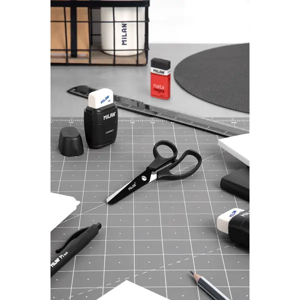 244586-EC Škare MILAN školske Basic Shadow 13,4 cm, bls P12/240
