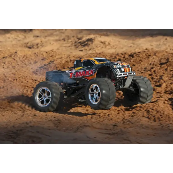 Traxxas Nitro T-Maxx Classic 1: 8 RTR bijela