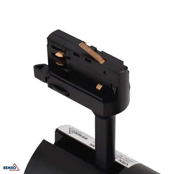 C40-VRK-3F-030BL-3K LED REFLEKTOR ŠINSKI CRNI 3-F VERKO 30W 3000K 2400LM 36°