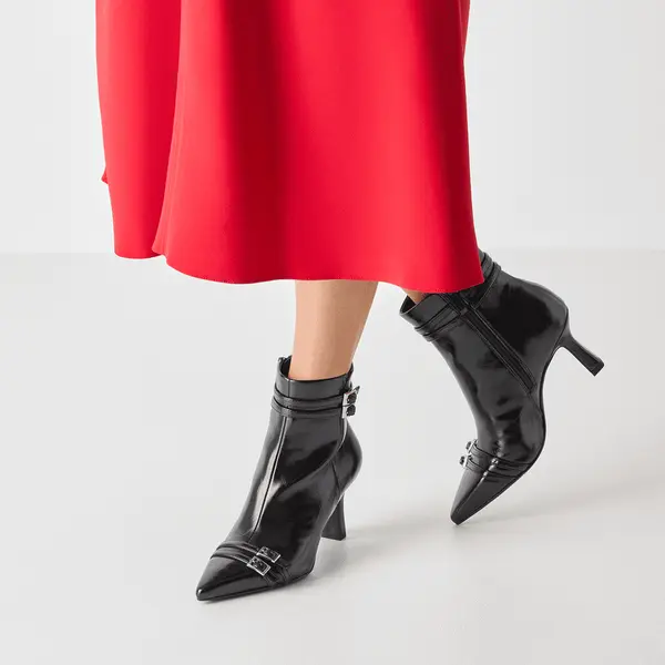 25356-45-001 Tamaris ženska gležnjača BLACK