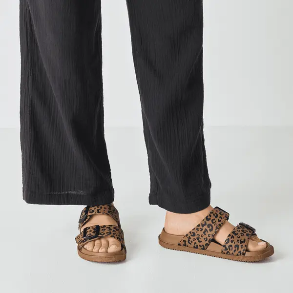 27430-46-33Z Tamaris ženska natikača COGNAC LEOPARD