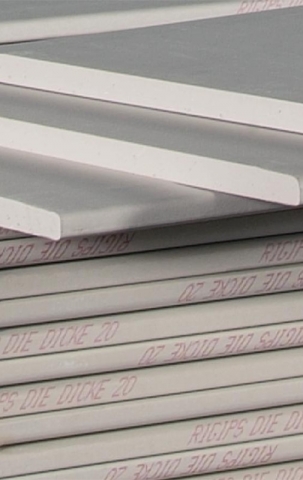 60740 kom Gips ploča RIGIPS RF Die Dicke 20,0x625x2000 (1,25m2)