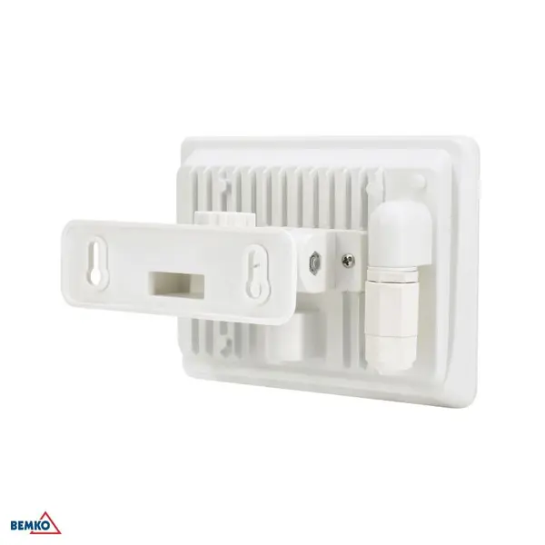 C65-LFX-030WH-4K BEMKO REFLEKTOR LED 30W 4000K 2700lm LFX IP65 BIJELA