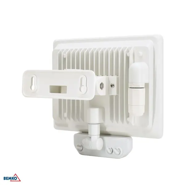 C65-LFX-050WH-4K-PIR BEMKO REFLEKTOR LED 50W 4000K 4500lm LFX IP65 BIJELI SENZOR
